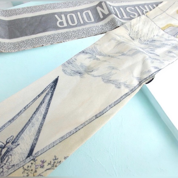 DIOR Floral Silk Scarf 😍🌸 - Picture 14 of 16